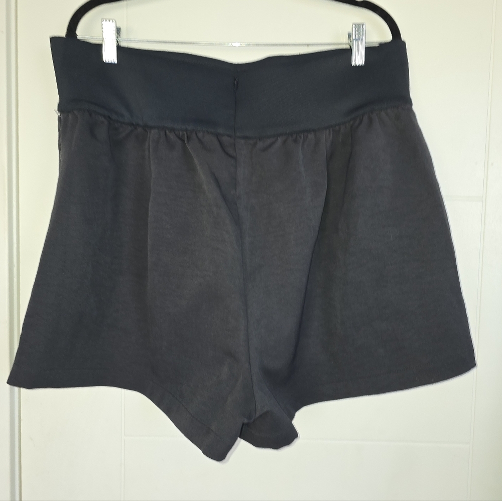 Nike Women's Team Tech Pack Woven Short High Waist  Grey Sz XXL - Picture 7 of 13